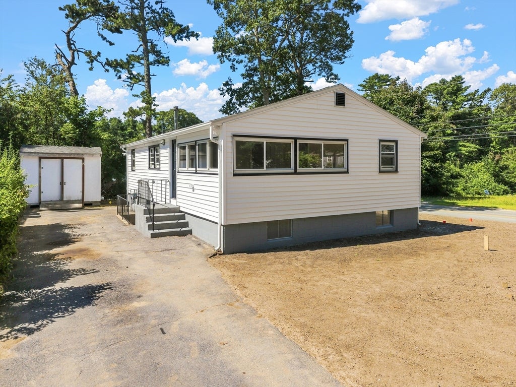 97 Plymouth Ave, Wareham, MA, 97 Plymouth Ave, Wareham, MA Photo #3