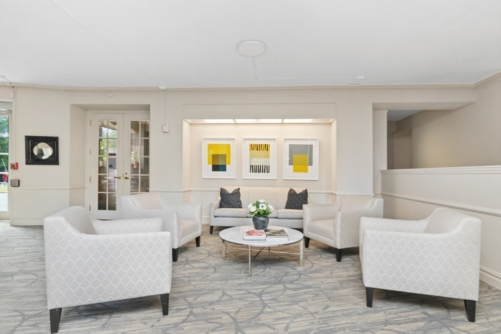 280 Boylston St 110