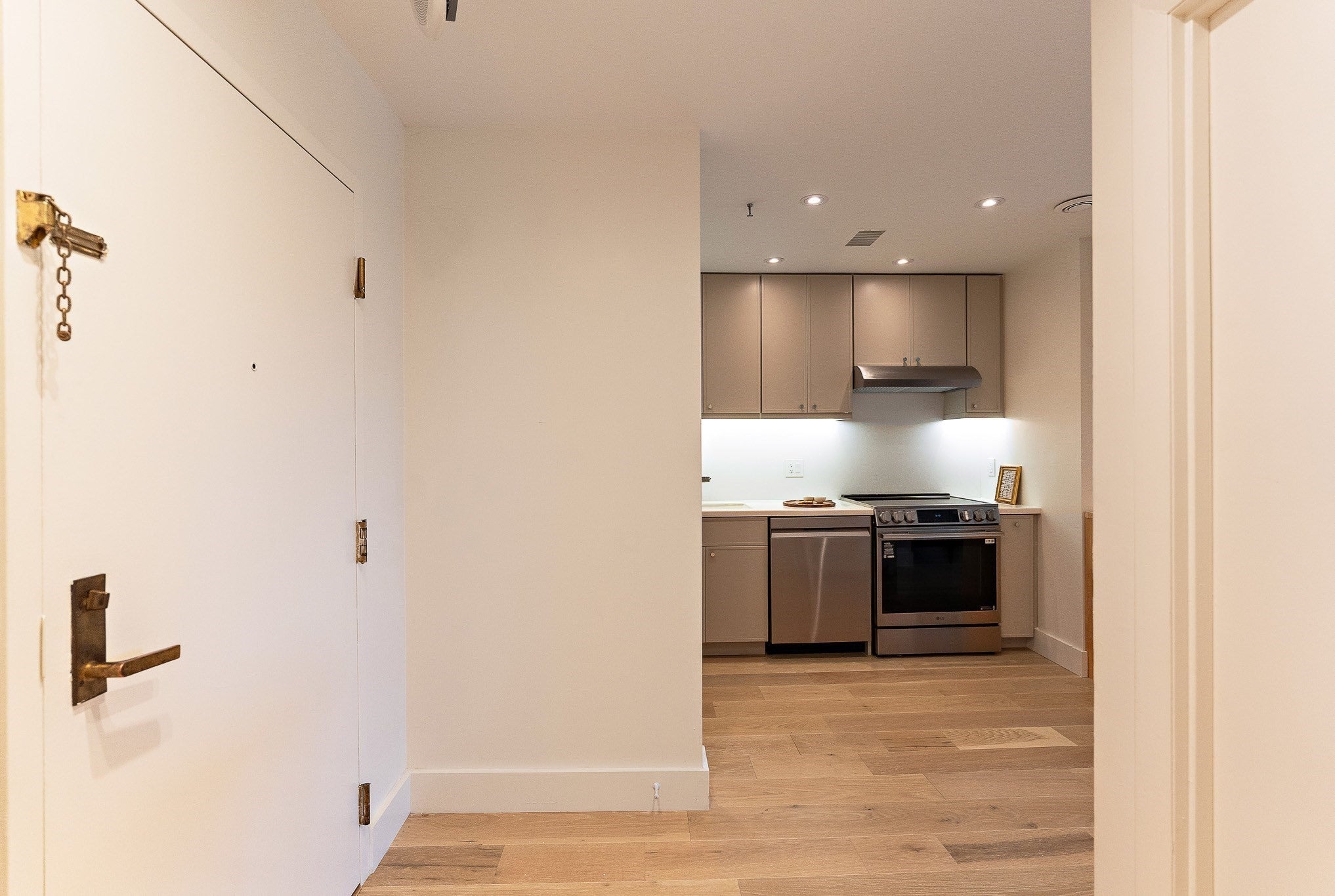 199 Coolidge Ave #313, Watertown, MA Photo #2