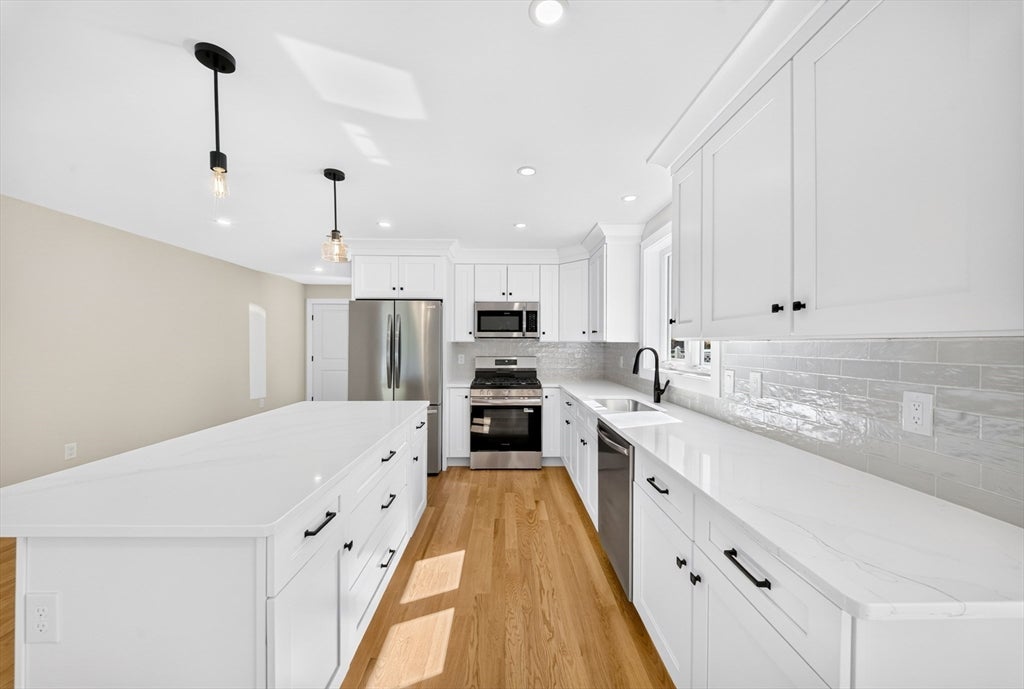 57 Bellflower Road #57, Billerica, MA, 57 Bellflower Road #57, Billerica, MA Photo #8