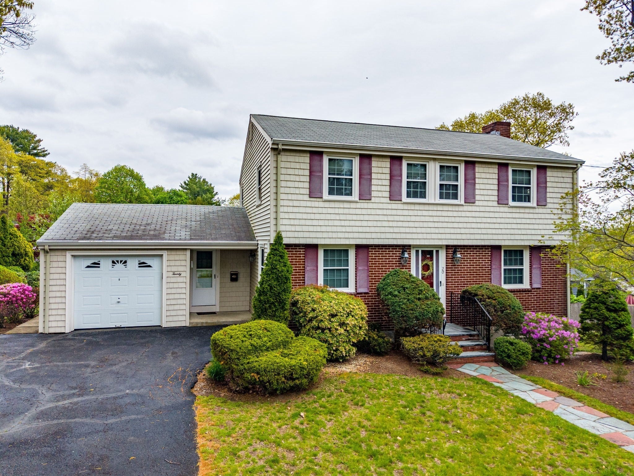 20 Bonney Lane, Dedham, MA Photo #1