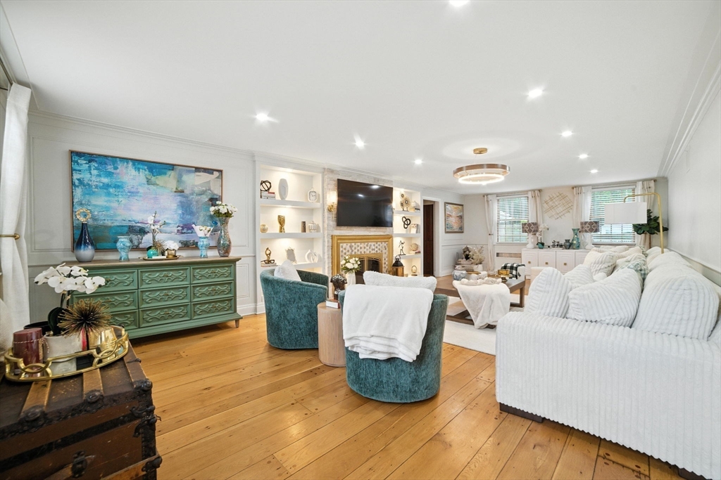 73 Sherwood Ln