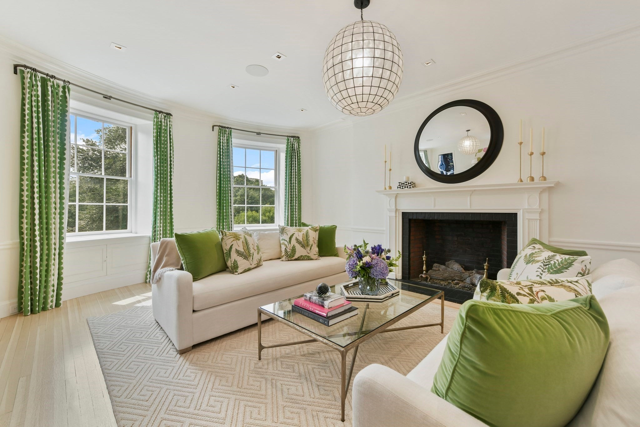 62 Beacon St