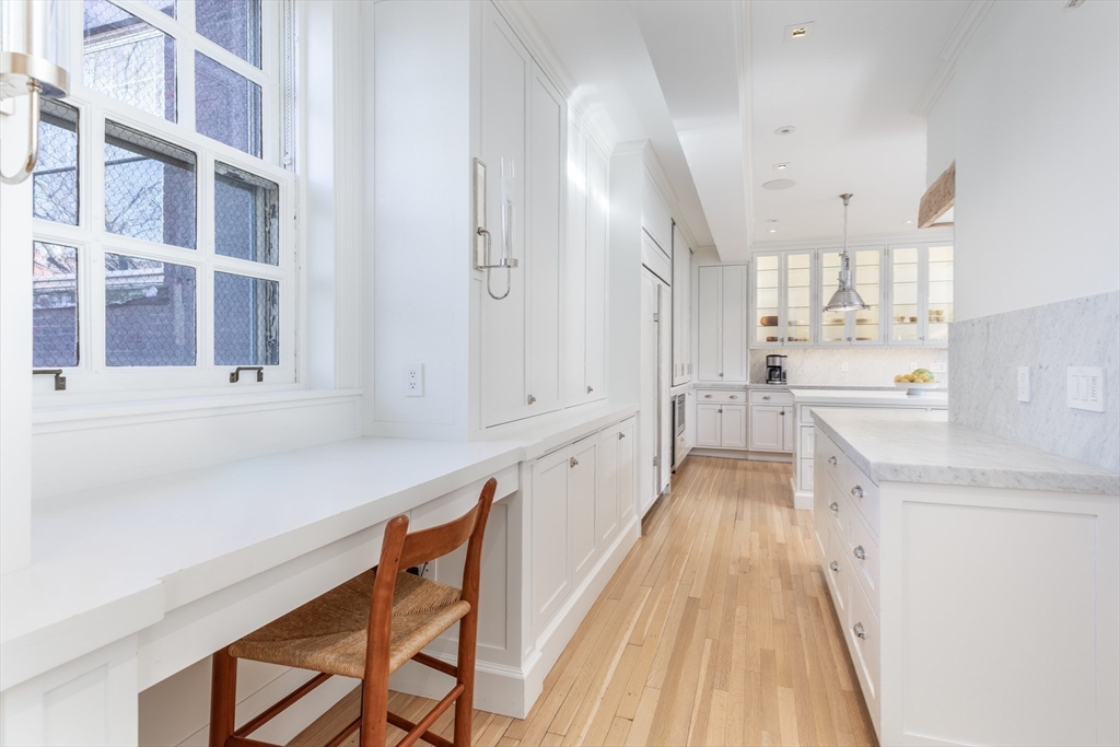 62 Beacon St #3, Boston, MA, 62 Beacon St #3, Boston, MA Photo #11