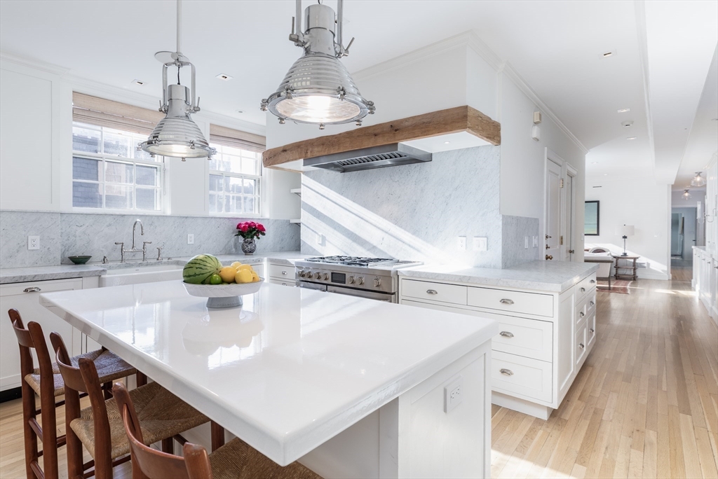 62 Beacon St #3, Boston, MA, 62 Beacon St #3, Boston, MA Photo #10