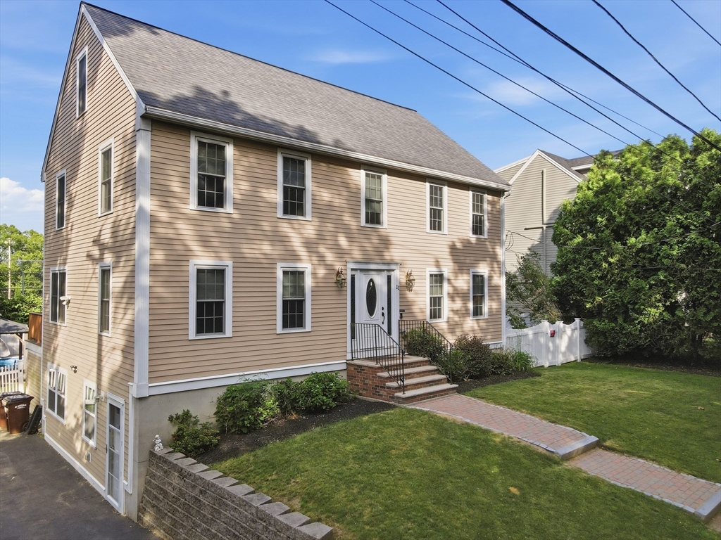 11 Amesbury Avenue