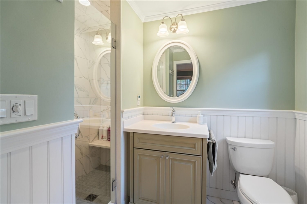 Dover, Massachusetts 02030, United States, 4 Bedrooms Bedrooms, ,3 BathroomsBathrooms,Residential,Active,97979