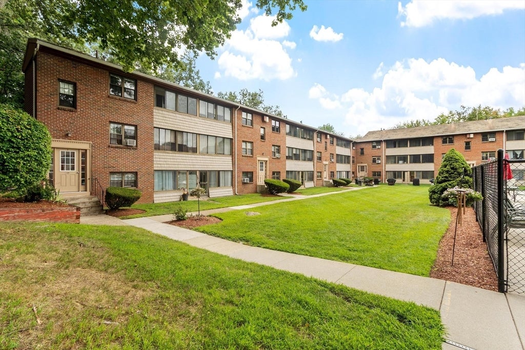 68 Preston Street #2C, Wakefield, MA, 68 Preston Street #2C, Wakefield, MA Photo #24