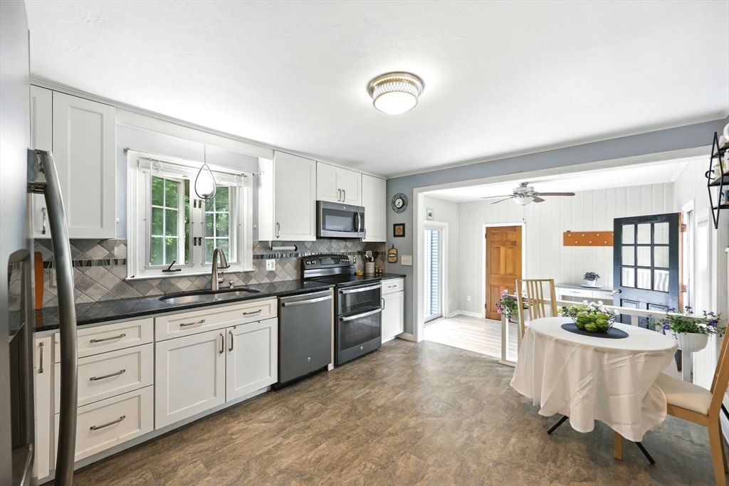 59 Searle Rd