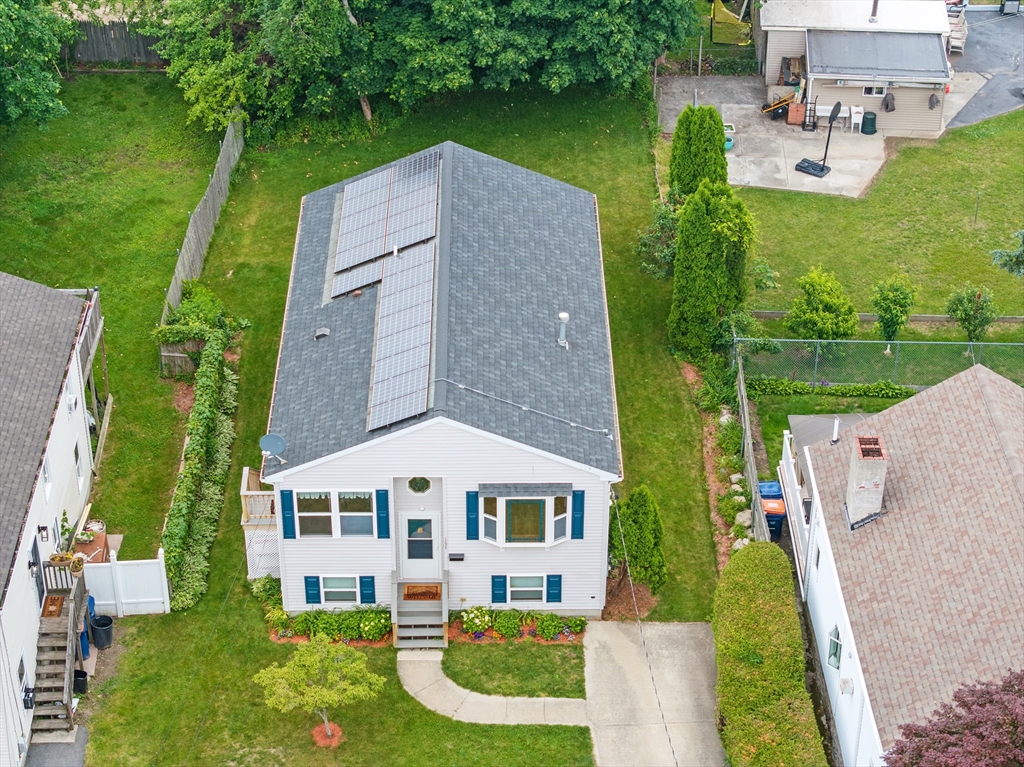 151 Smith St
