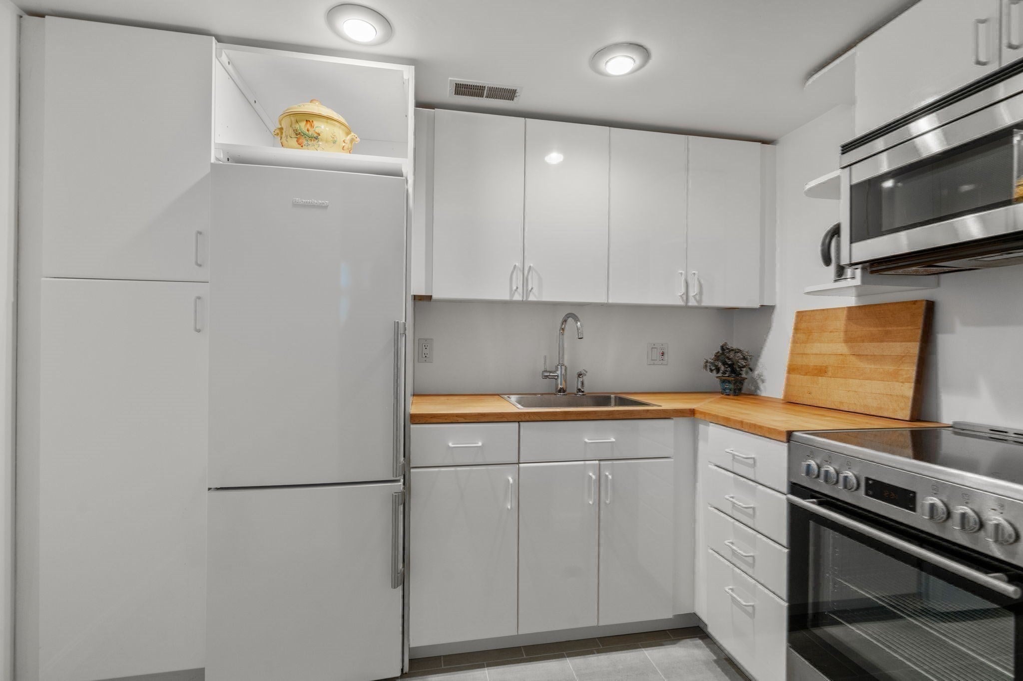 1 West Hill Place, Boston, MA, 1 West Hill Place, Boston, MA Photo #29