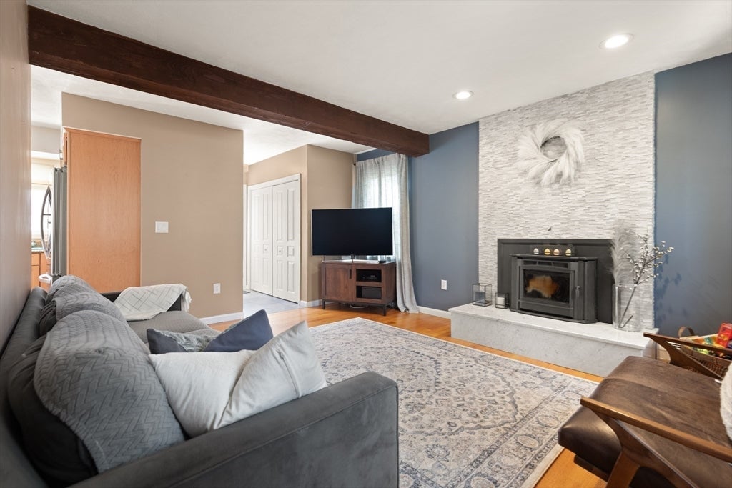 29 Trifiro Rd, Billerica, MA, 29 Trifiro Rd, Billerica, MA Photo #18