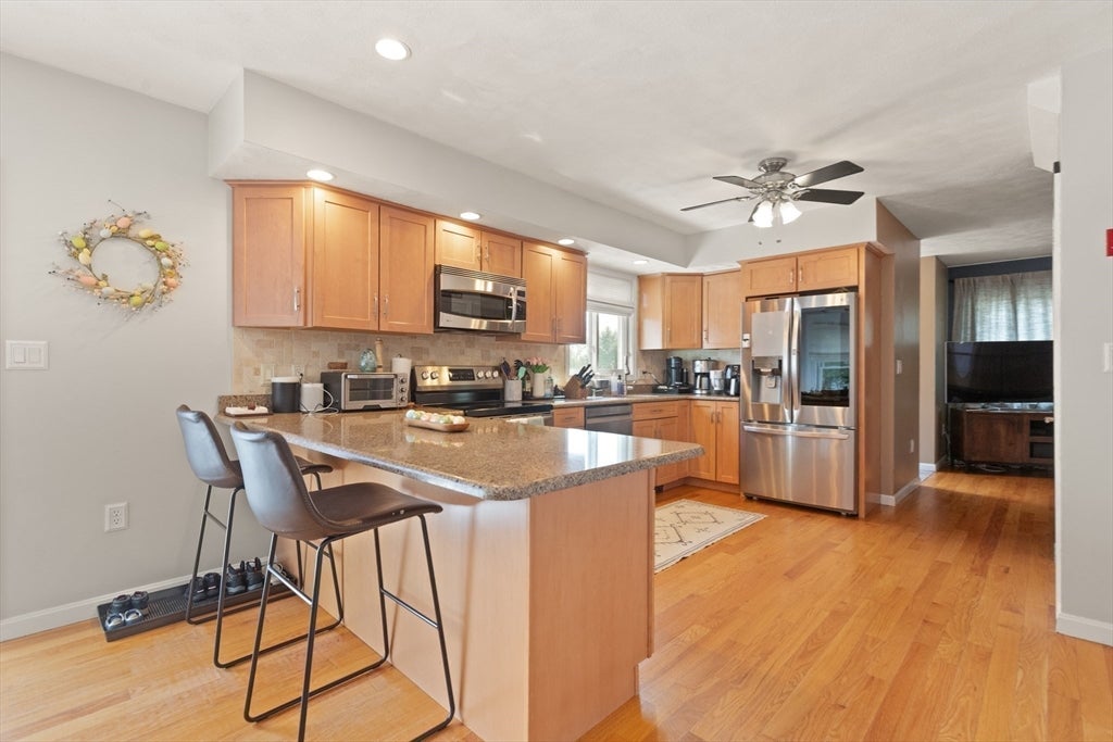 29 Trifiro Rd, Billerica, MA, 29 Trifiro Rd, Billerica, MA Photo #27
