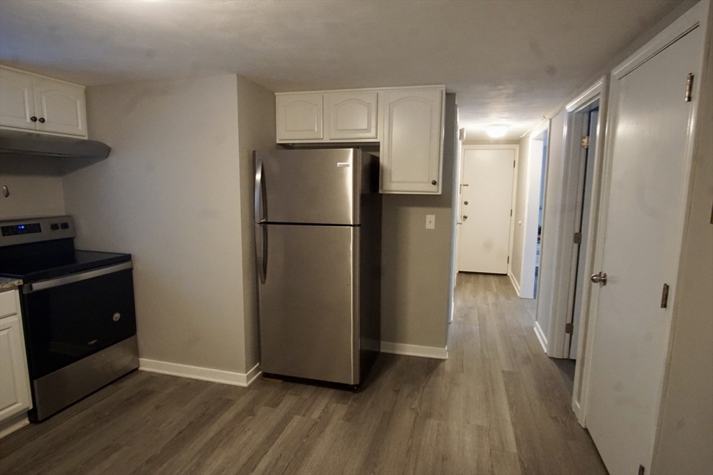 111 Old Meetinghouse Rd 111