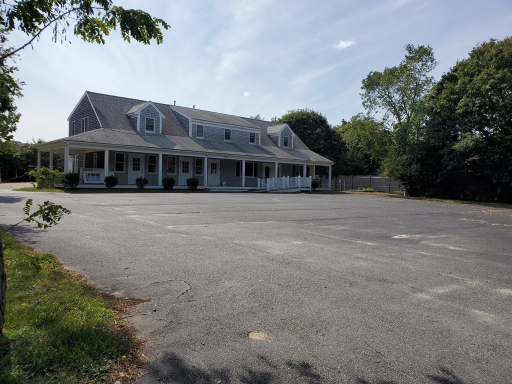 35 Brittanys Way