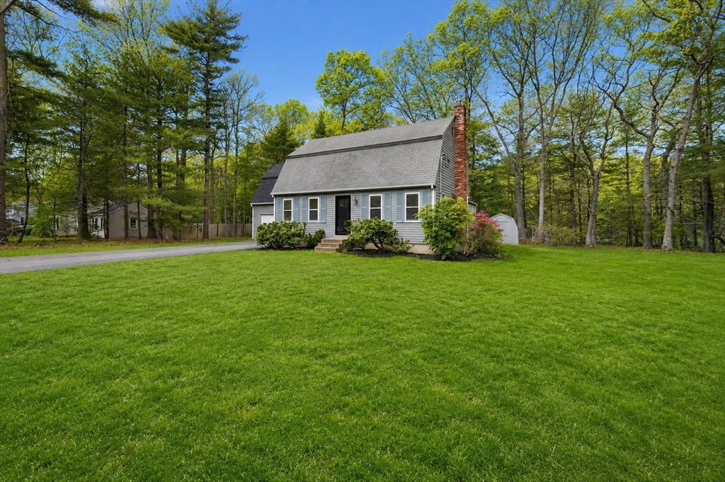 76 Woodridge Rd