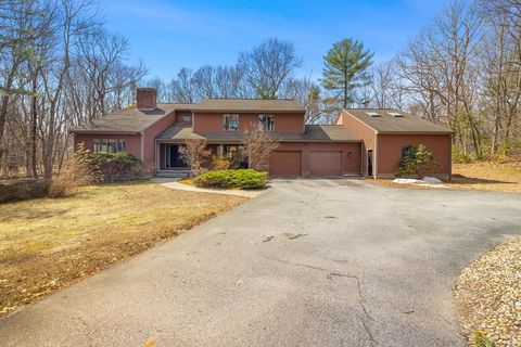 275 Chestnut St Uxbridge MA 01569