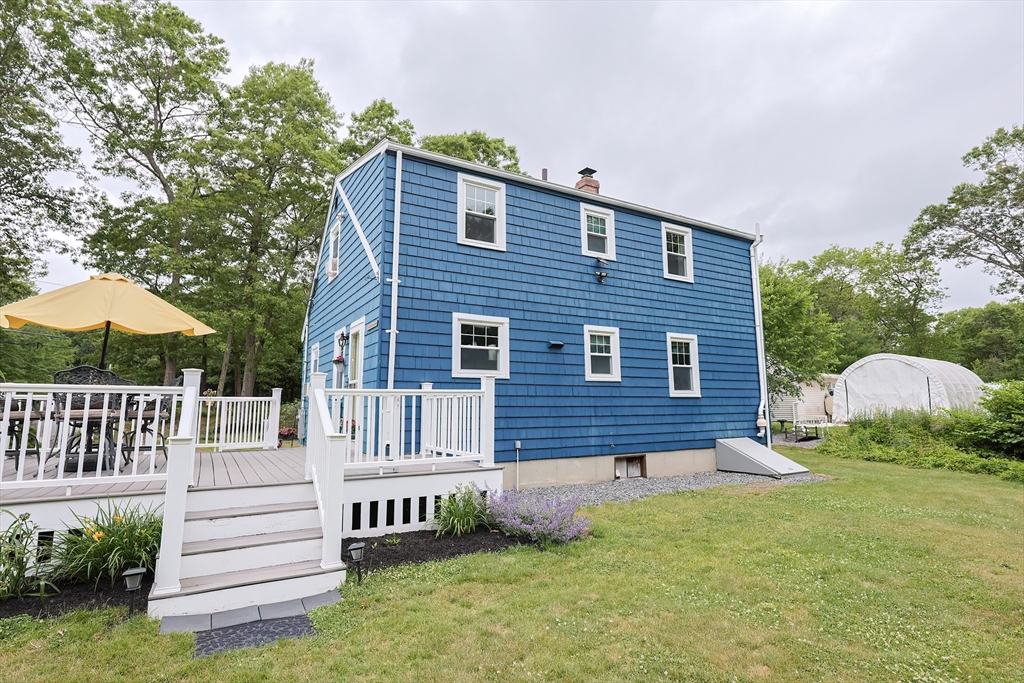 Wrentham, Massachusetts 02093, United States, 3 Bedrooms Bedrooms, ,2 BathroomsBathrooms,Residential,Active,154108