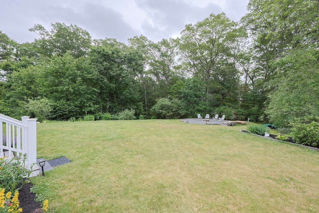 Wrentham, Massachusetts 02093, United States, 3 Bedrooms Bedrooms, ,2 BathroomsBathrooms,Residential,Active,154108