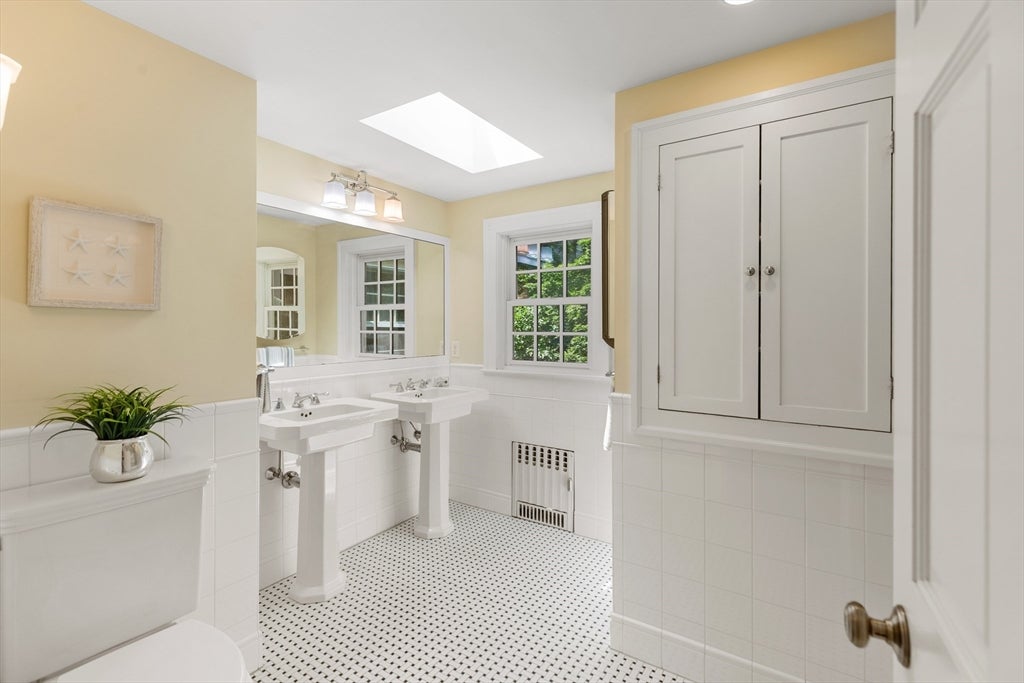 49 Hillsdale Rd, Arlington, MA, 49 Hillsdale Rd, Arlington, MA Photo #25