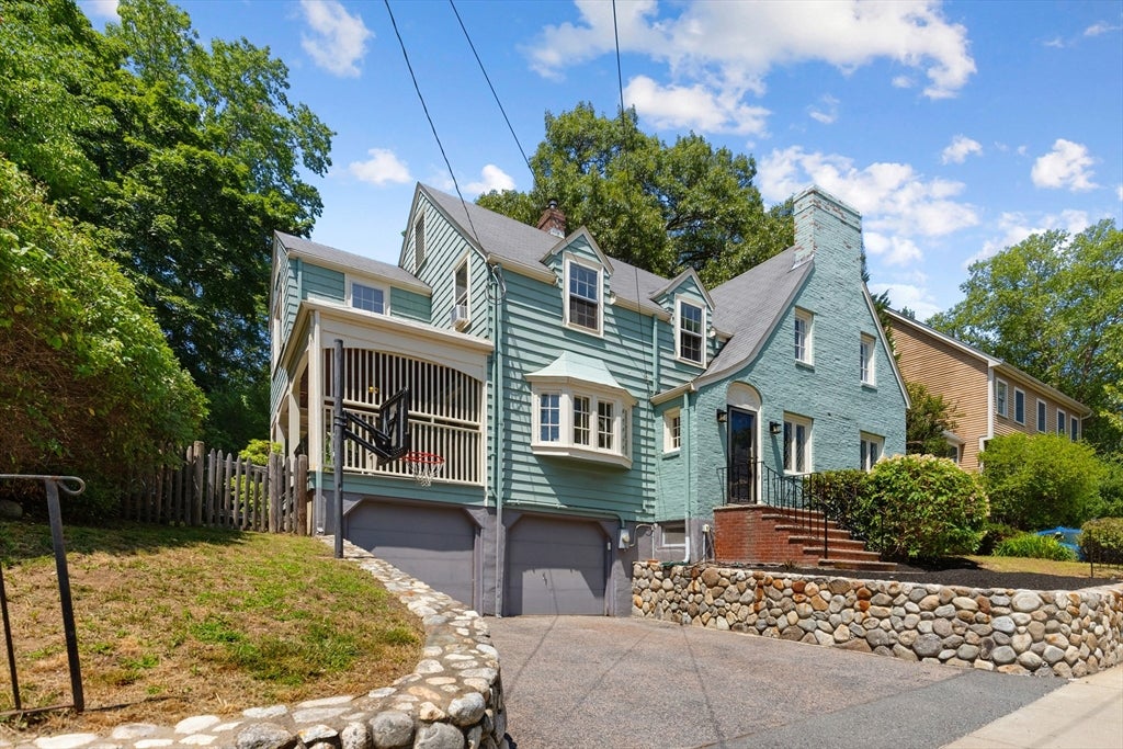 49 Hillsdale Rd