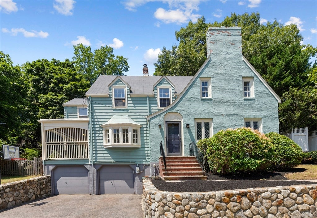 Photo of 49 Hillsdale Rd, Arlington, MA