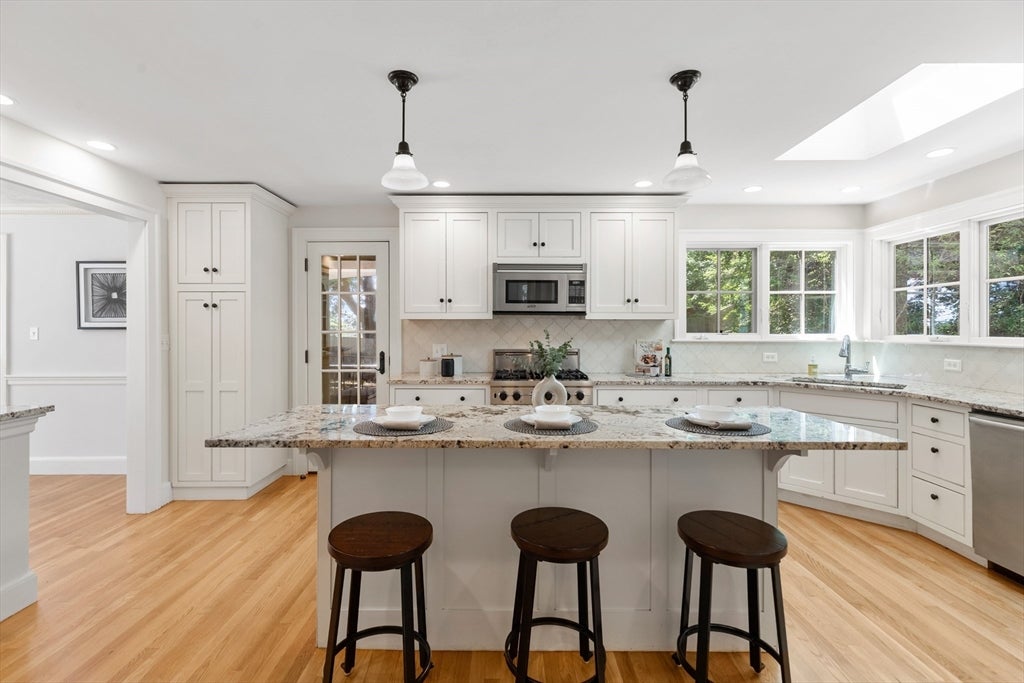 49 Hillsdale Rd, Arlington, MA, 49 Hillsdale Rd, Arlington, MA Photo #12