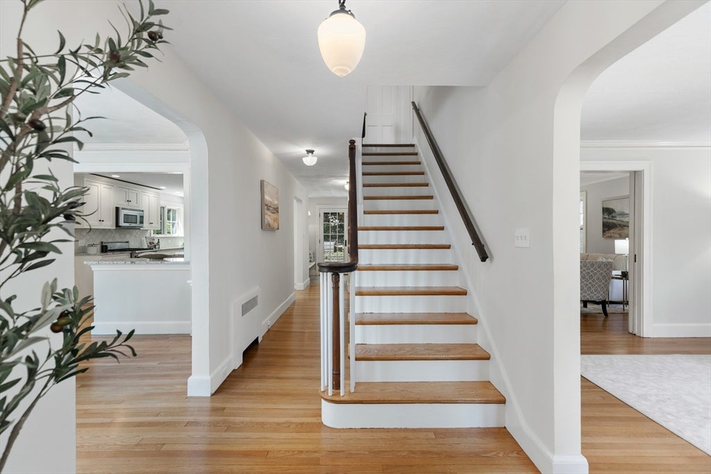 49 Hillsdale Rd