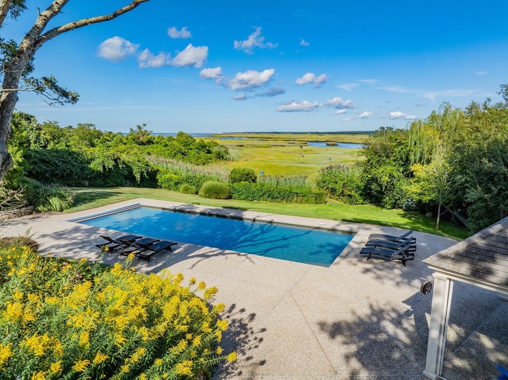 186 Stoney Cove Lane