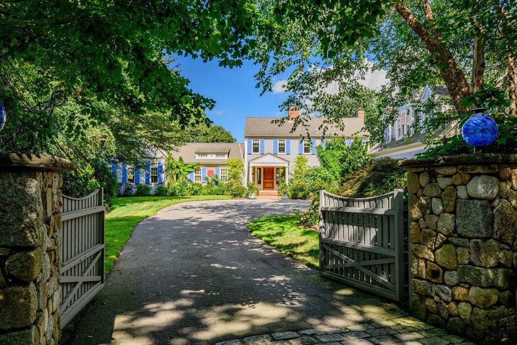 186 Stoney Cove Lane