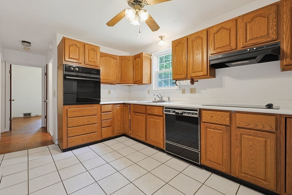 69 Ridge Road, Marlborough, MA, 69 Ridge Road, Marlborough, MA Photo #7