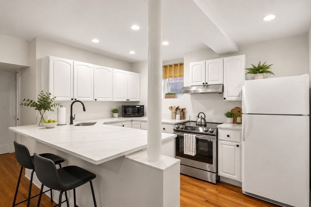 16 Garrison Road 7A