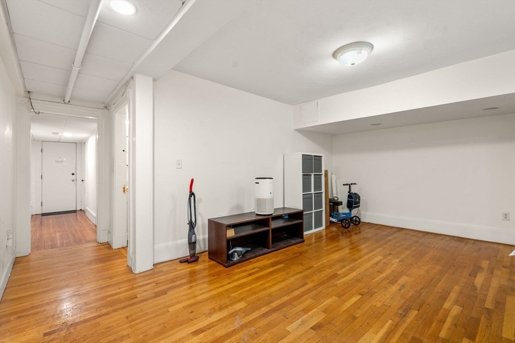 16 Garrison Road #7A, Brookline, MA Photo #17