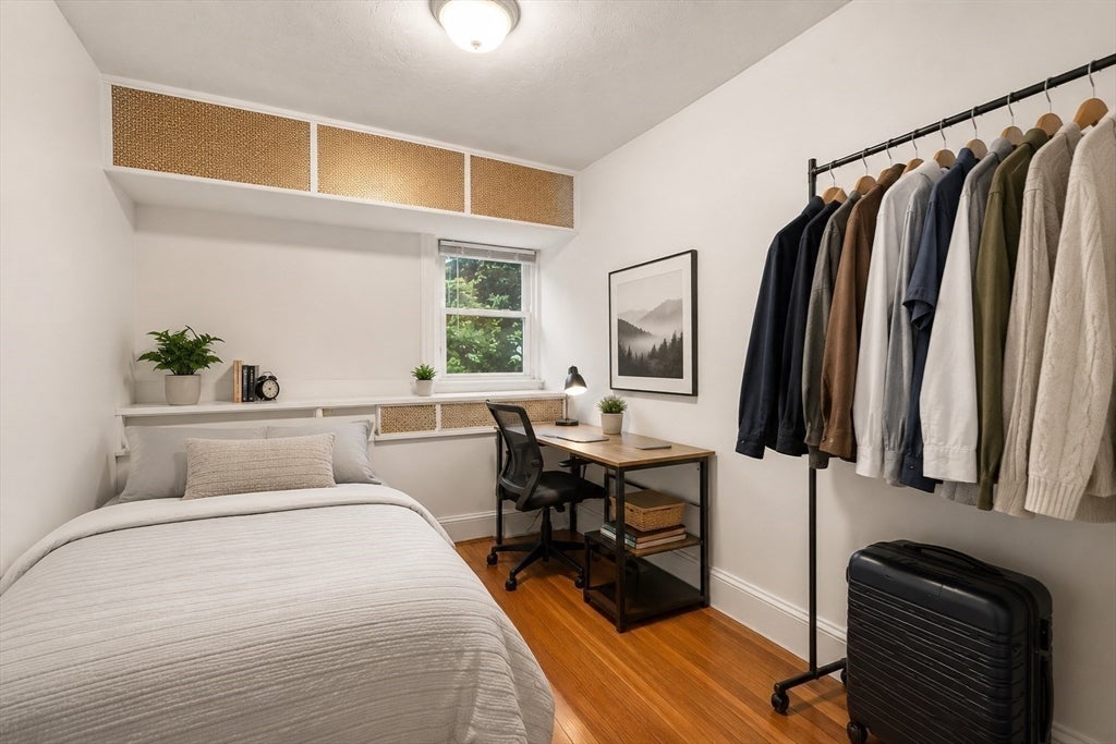 16 Garrison Road #7A, Brookline, MA Photo #9