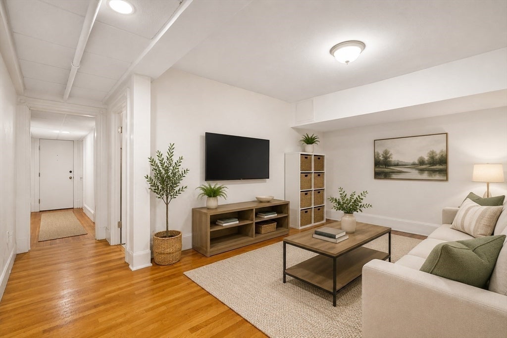 16 Garrison Road #7A, Brookline, MA Photo #11