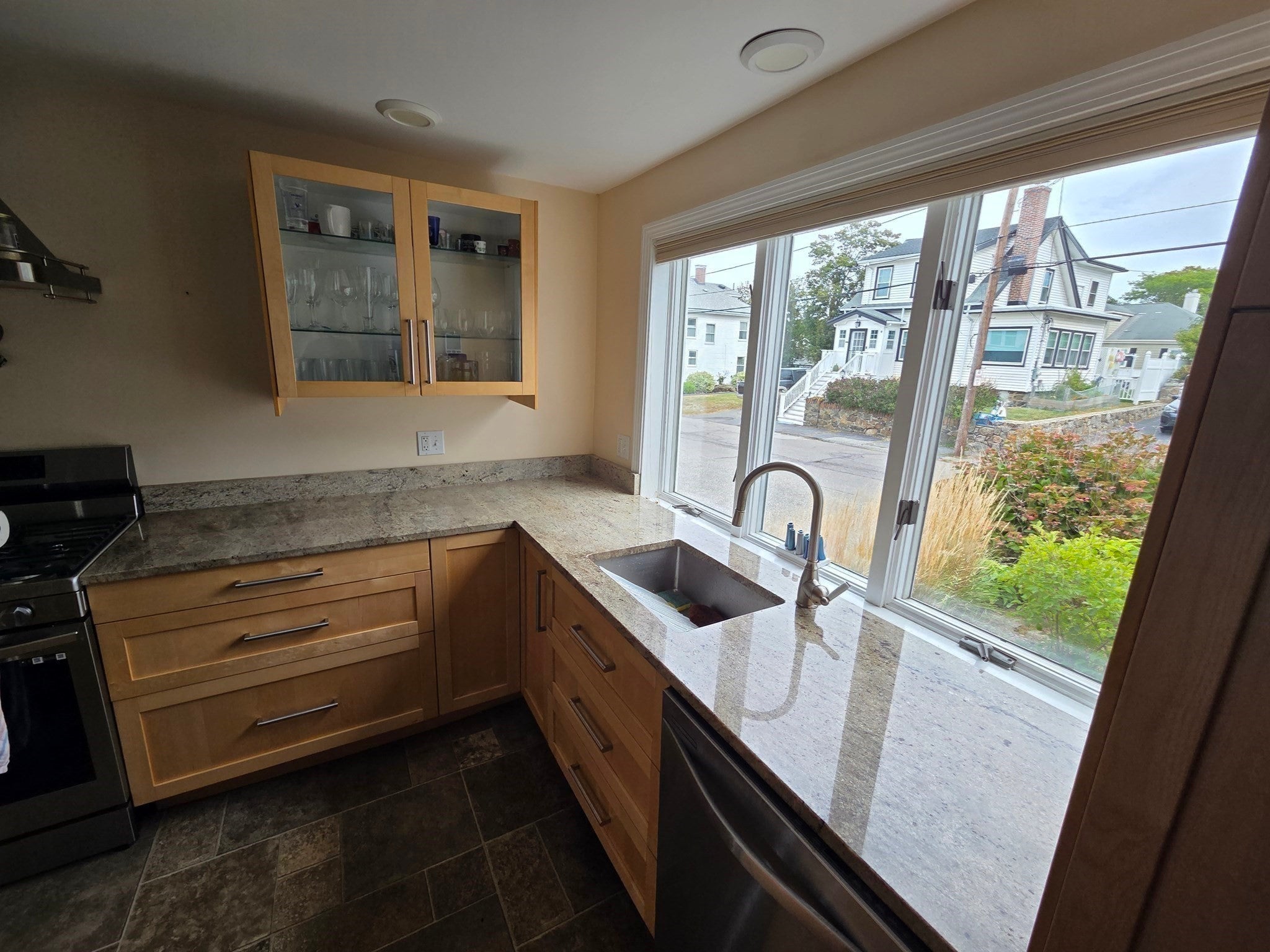 9 Harbor View Rd, Nahant, MA, 9 Harbor View Rd, Nahant, MA Photo #6