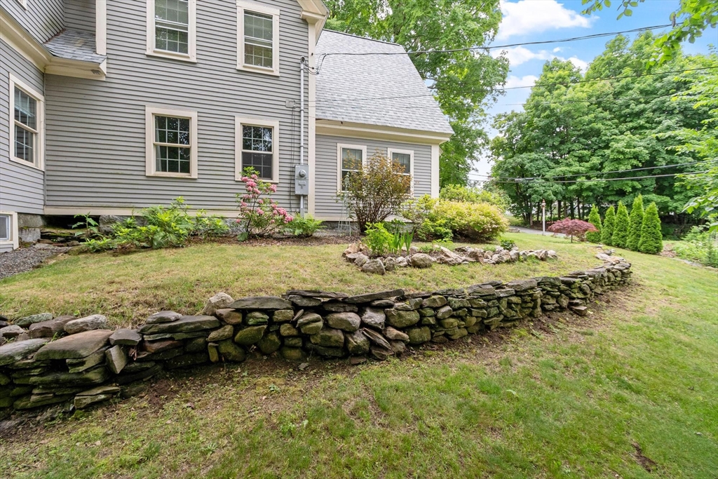 2 Seaver Street