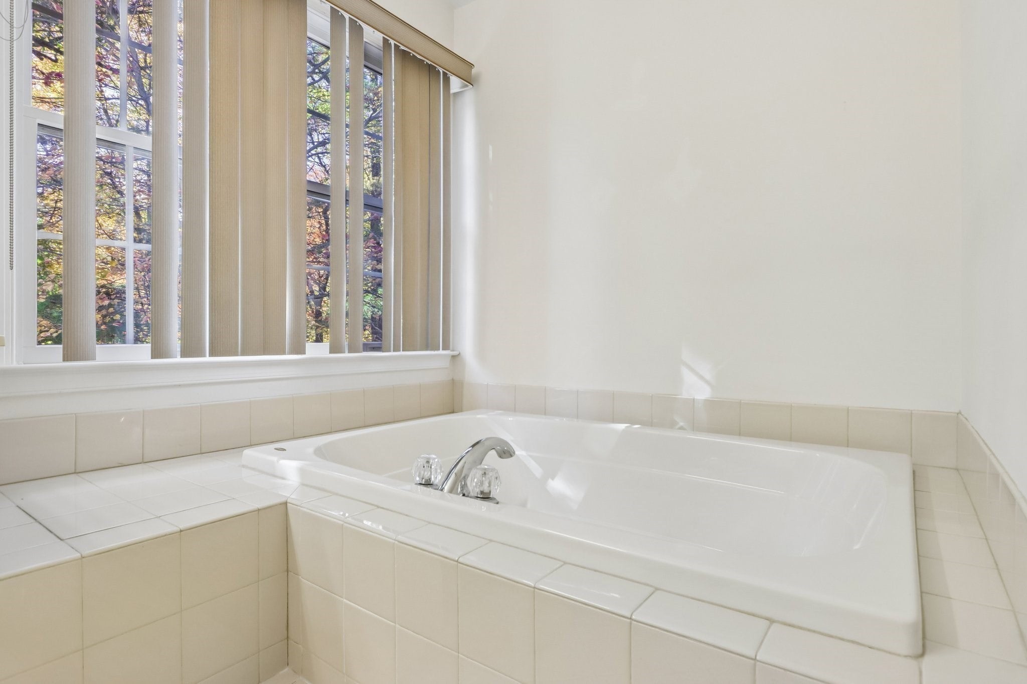 67 Whitehall Way, Bellingham, MA, 67 Whitehall Way, Bellingham, MA Photo #32