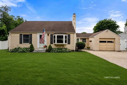Photo of 25 Wilson Street, Beverly, MA 01915 (MLS # 73550138)