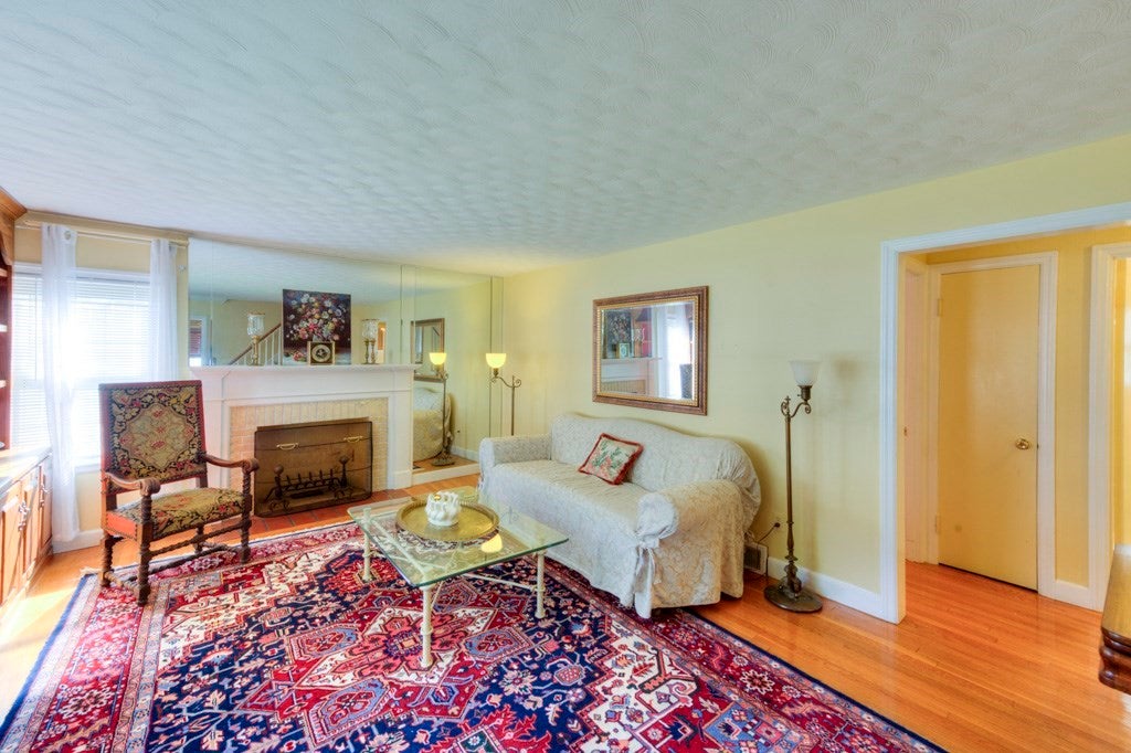 24 Knowles Rd, Worcester, MA, 24 Knowles Rd, Worcester, MA Photo #6