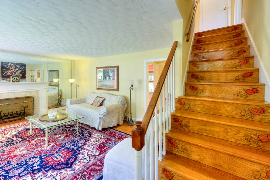 24 Knowles Rd, Worcester, MA, 24 Knowles Rd, Worcester, MA Photo #8