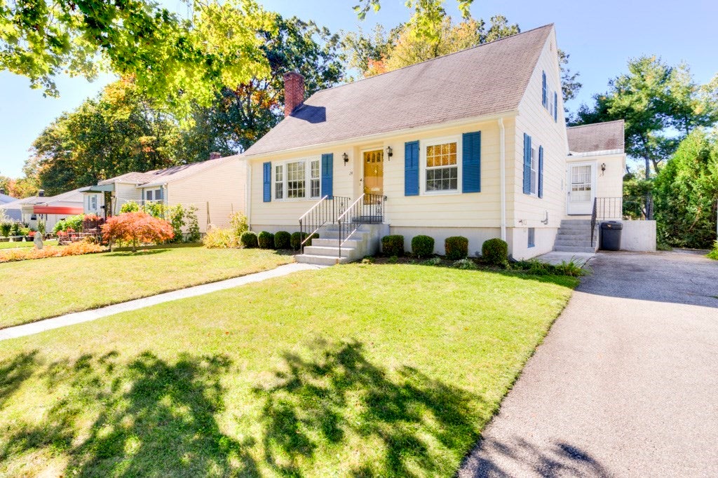 24 Knowles Rd, Worcester, MA, 24 Knowles Rd, Worcester, MA Photo #3