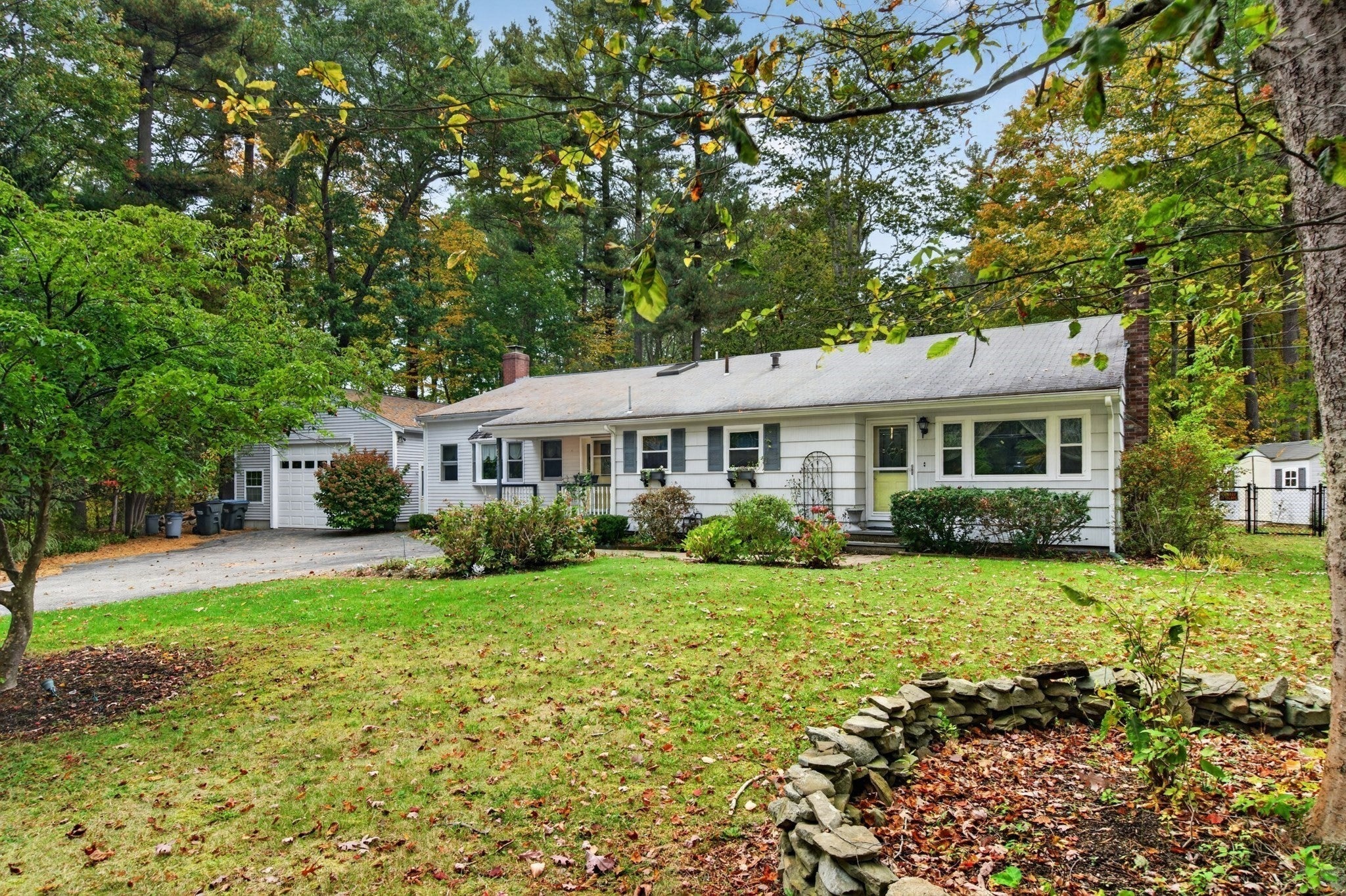 558 Spring St, Hanson, MA, 558 Spring St, Hanson, MA Photo #2
