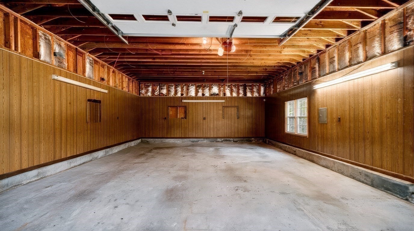 558 Spring St, Hanson, MA, 558 Spring St, Hanson, MA Photo #33