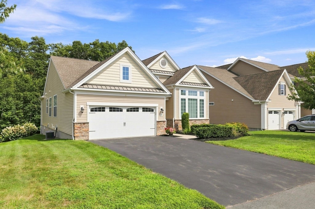 38 Sequoia Dr #38, Methuen, MA, 38 Sequoia Dr #38, Methuen, MA Photo #2