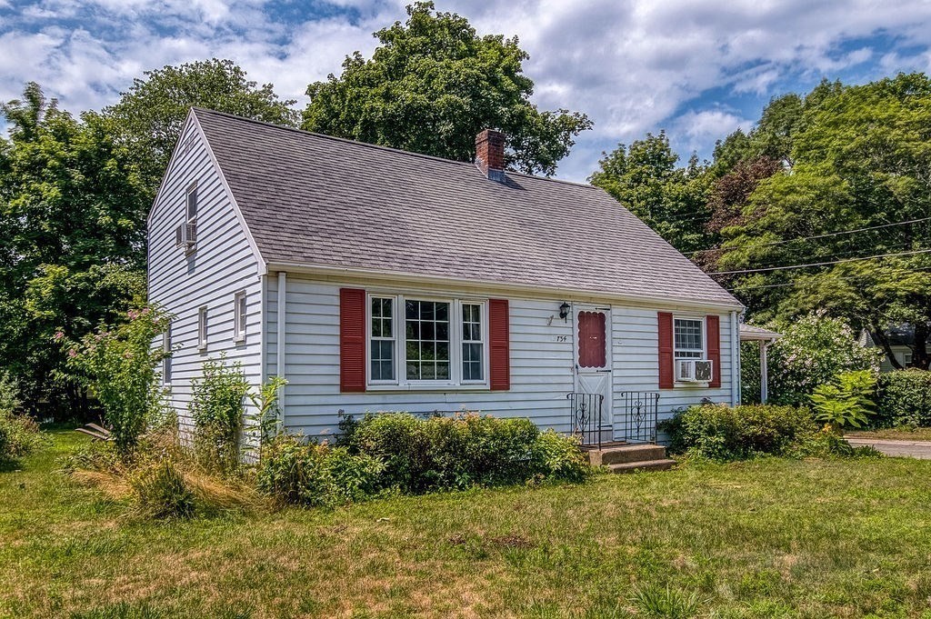 734 South Street