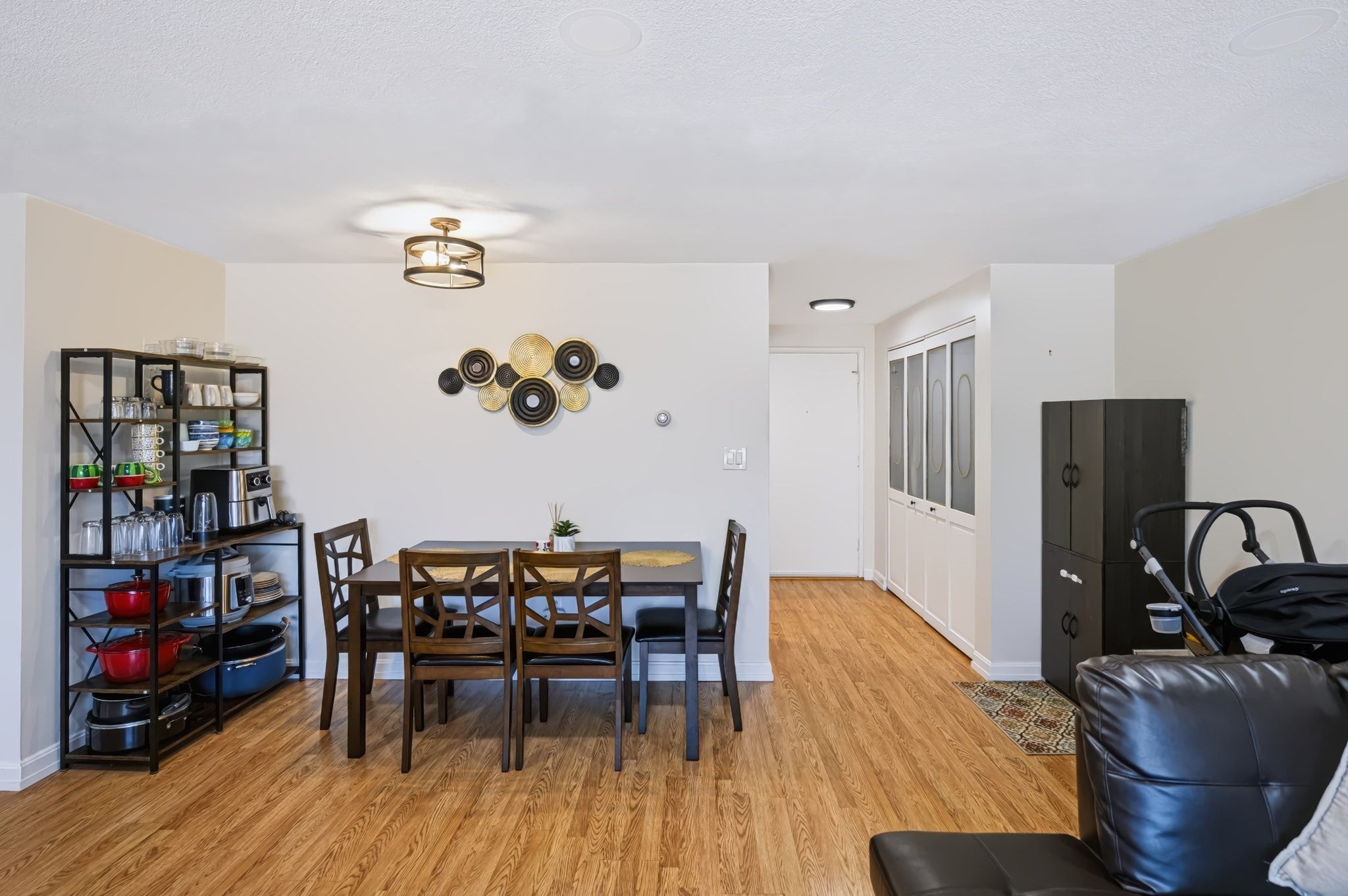 215 Winter St 3P
