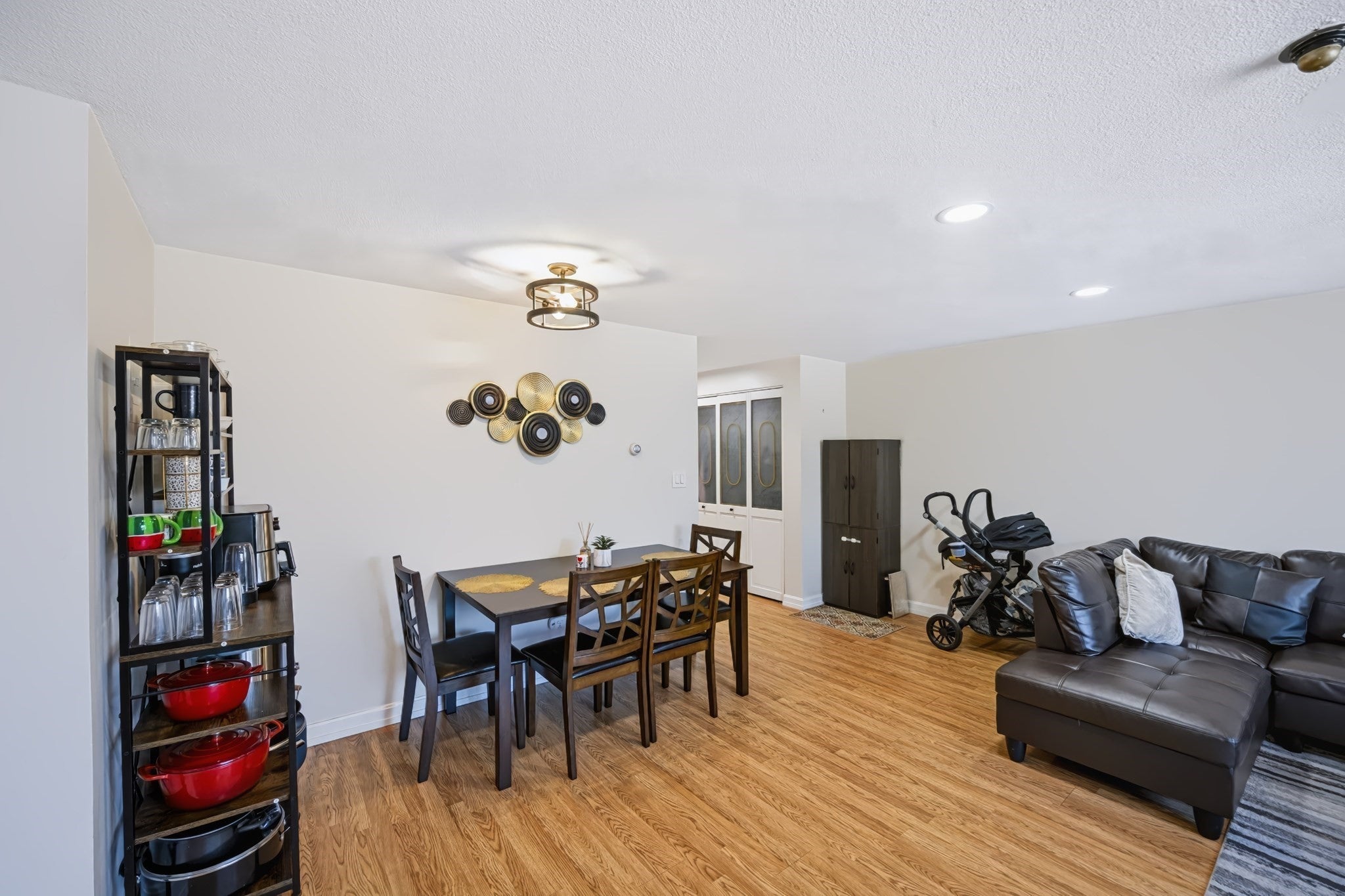 215 Winter St 3P