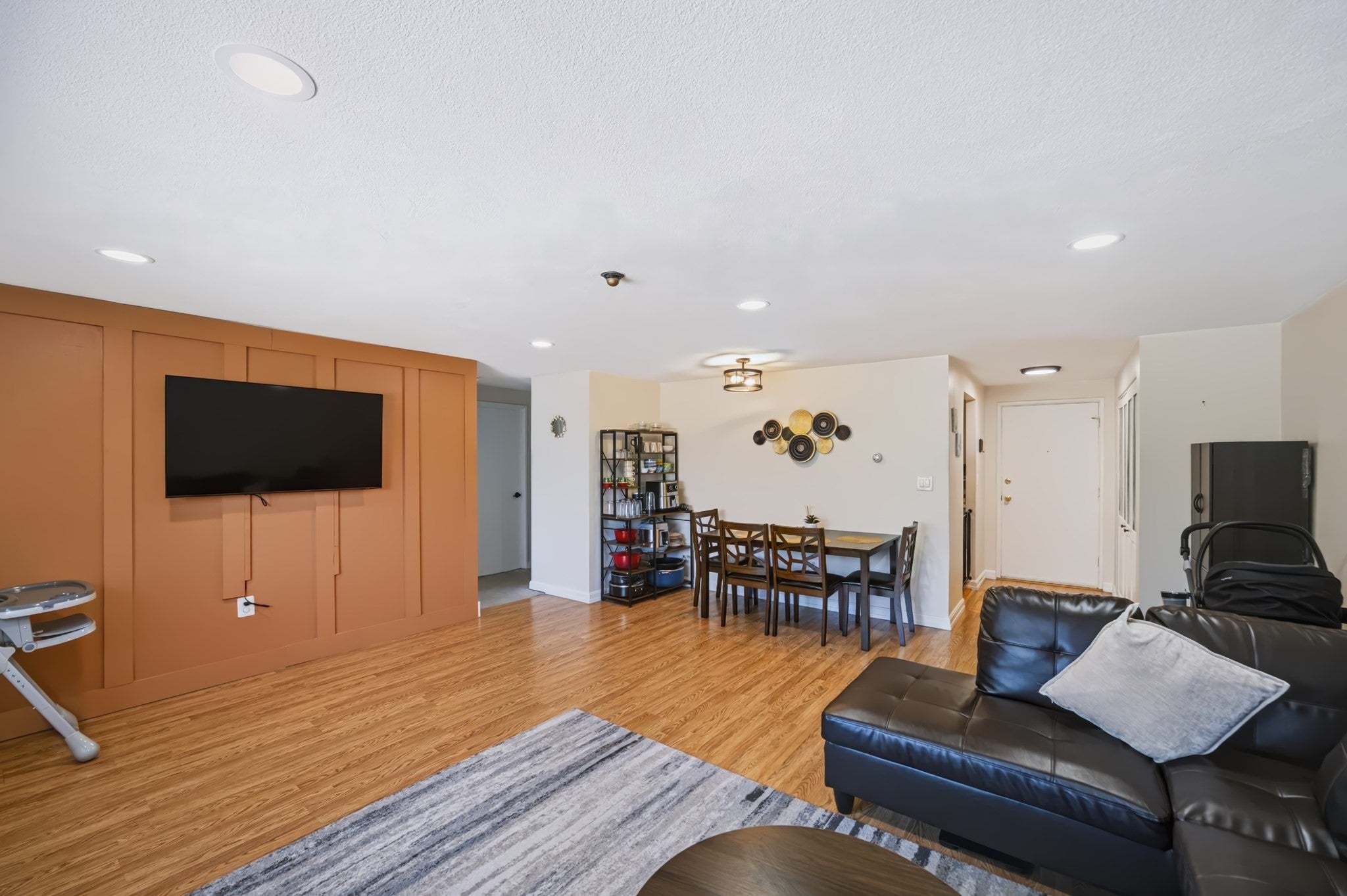 215 Winter St 3P