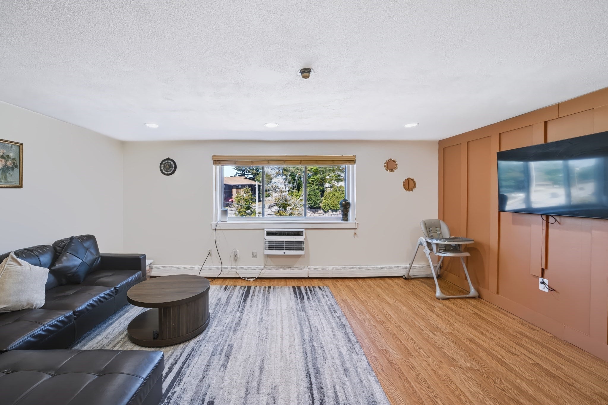 215 Winter St 3P
